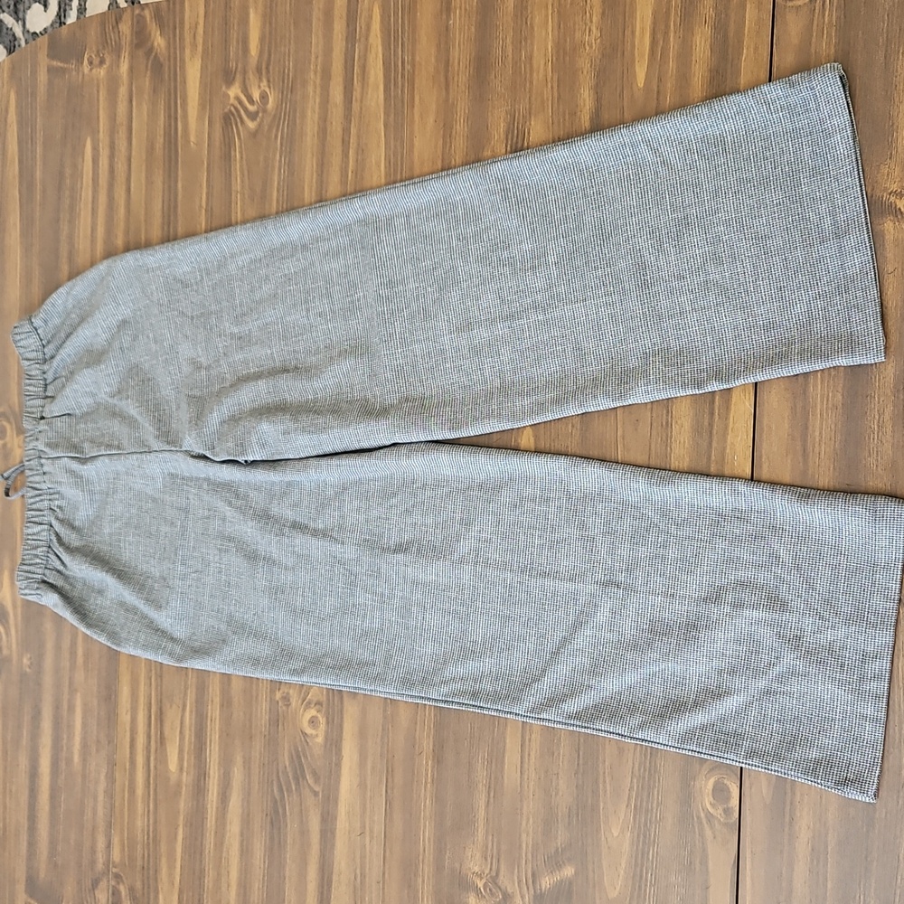 Belle Vere Wide Leg Gray Pants - Picture 2 of 10